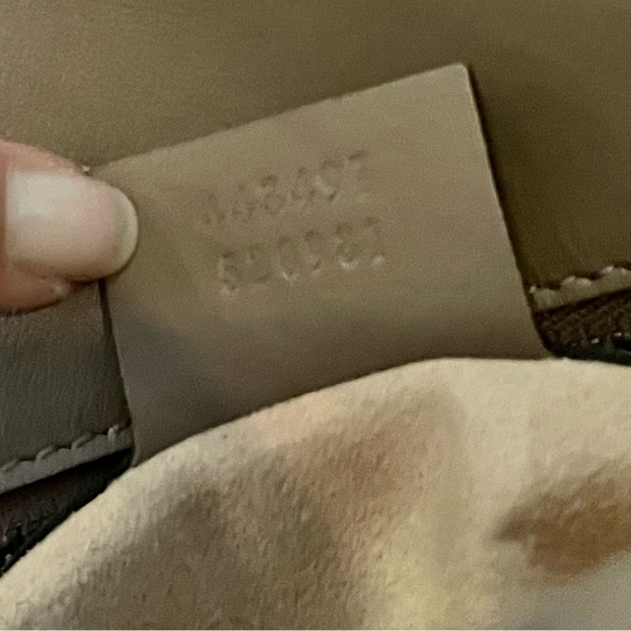 ❤️GUCCI❤️ Small Marmont Handbag - Picture 12 of 17